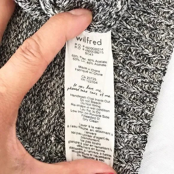 Wilfred Aritzia crew neck Italian yarn knit XS - Picture 9 of 9